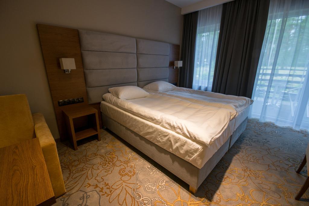 Rezydencja Sosnowa Luxury Hotel Janów Lubelski Dış mekan fotoğraf