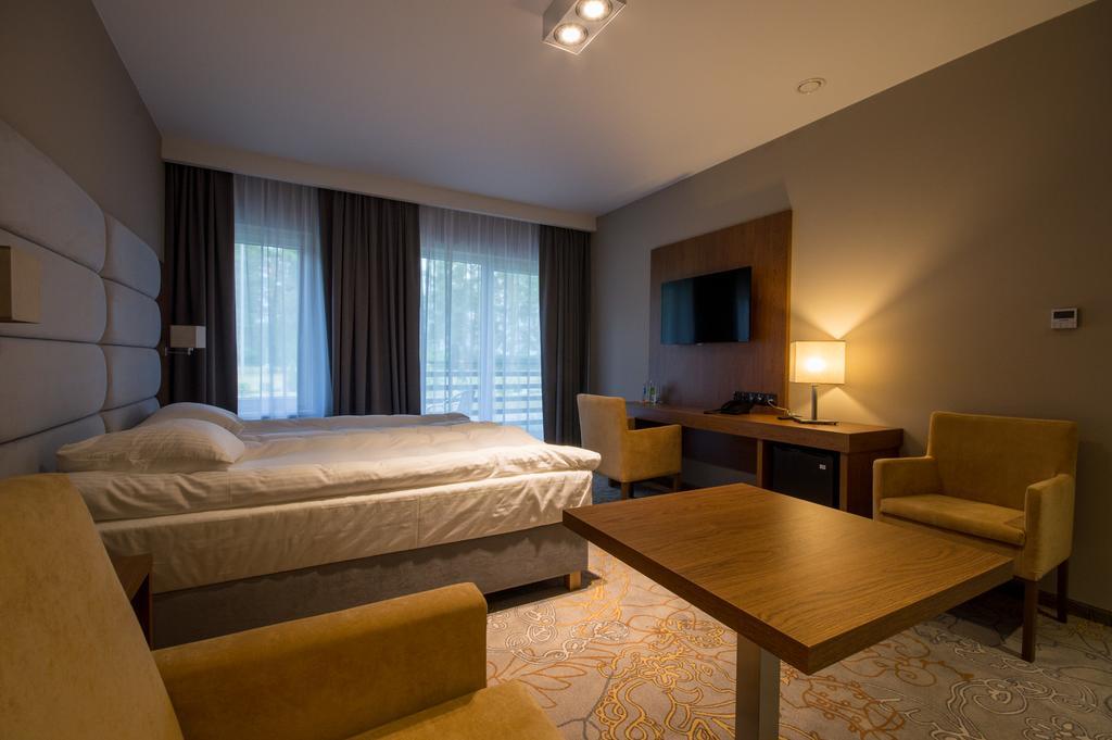 Rezydencja Sosnowa Luxury Hotel Janów Lubelski Dış mekan fotoğraf