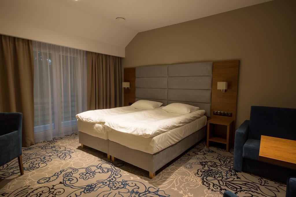 Rezydencja Sosnowa Luxury Hotel Janów Lubelski Dış mekan fotoğraf