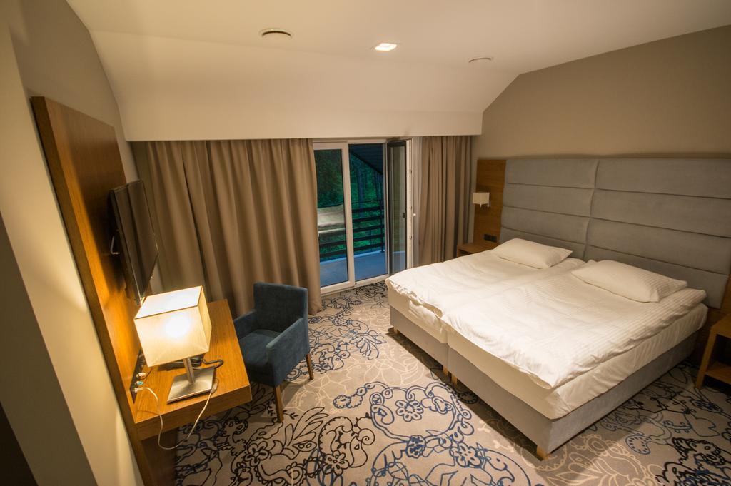 Rezydencja Sosnowa Luxury Hotel Janów Lubelski Dış mekan fotoğraf