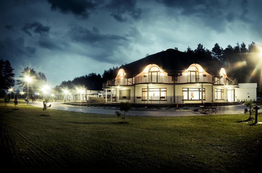 Rezydencja Sosnowa Luxury Hotel Janów Lubelski Dış mekan fotoğraf