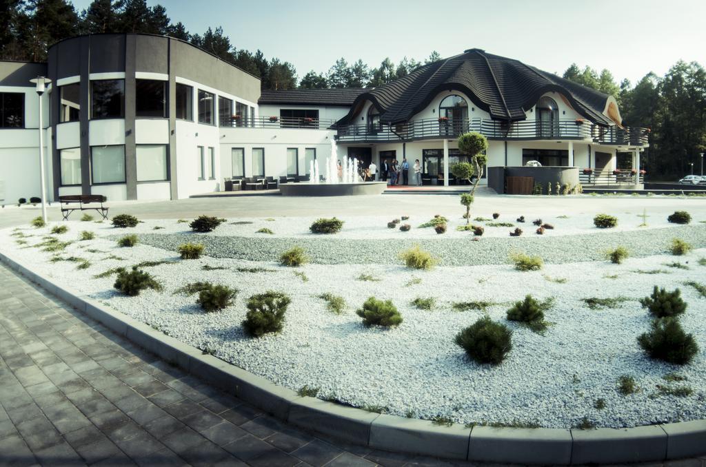 Rezydencja Sosnowa Luxury Hotel Janów Lubelski Dış mekan fotoğraf